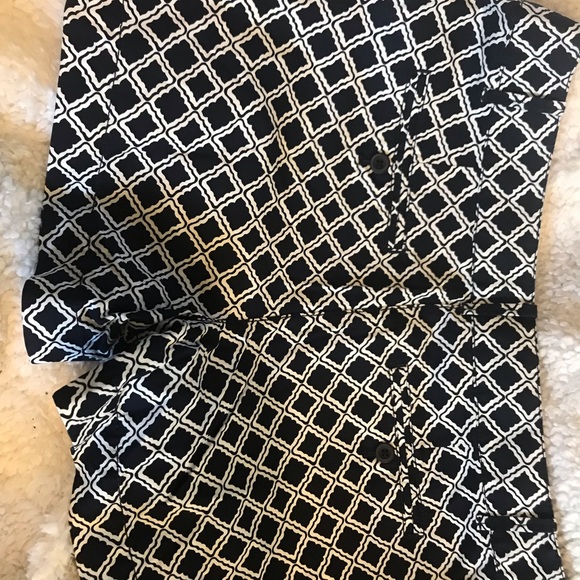 ❤️NWT LOFT shorts-navy and white! ❤️ - Picture 7 of 8